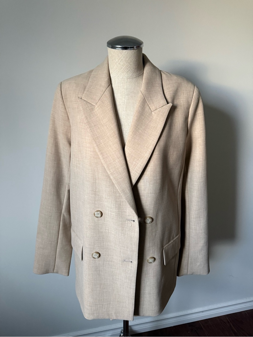 Wilfred Double-Breasted Beige Blazer